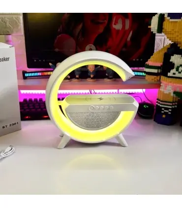 اسپیکر رقص نور دار شارژر وایرلس Speaker and with RGB and wireless charging| دارایه رقص نور زیبا و لاکچری اسپیکر 5 واتی شارژر وایرلس محل قرار گیری مموری کارت و فلش مموری مودهای رقص نور متفاوت 