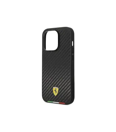قاب ایفون 14 پرو مکس کربنی فراری CG Mobile Leather Case Ferrari Iphone 14 pro Max|قاب ایفون 14 پرو مکس قاب اصل فراری ایفون 14 پرو مکس&nbsp; CG MOBILE زیبای و جذابیت کلاسیک مقاومت بالا در ضربات احتمالی تهیه شده از مواد درجه یک کمپانی معروف CG MOBILE&nbsp; لوگوی فراری طراحی بی نظیر و شیک این محصول دارای مجوز رسمی فراری CG Mobile است