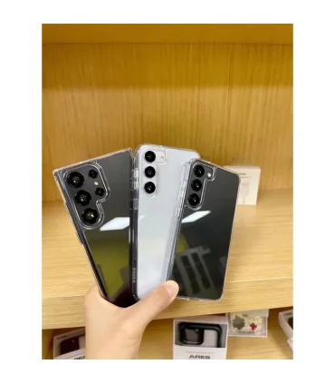 قاب شفاف کی زد دو اس 24 اولترا Case K ZDOO GUARDIAN S24 ULTRA| Case K ZDOO GUARDIAN S24 Ultra طراحی شفاف بصورت پلاستیک سخت و نرم قسمت پشتی قاب از پلاستیک سخت جهت مقاومت بیشتر لبه های قاب از پلاستیک نرم جهت سهولت در نصب قاب بر روی گوشی قسمت دوربین قاب کمی برآمده طراحی شده تا در برابر خط و خش مقاوم باشد. جای کلیدهای گوشی به درستی تعبیه شده است تا علاوه بر حفاظت , عملکرد خود را به درستی انجام دهند. 