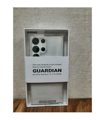 قاب شفاف کی زد دو اس 25 اولترا Case K ZDOO GUARDIAN S25 ULTRA| Case K ZDOO GUARDIAN S25 Ultra طراحی شفاف بصورت پلاستیک سخت و نرم قسمت پشتی قاب از پلاستیک سخت جهت مقاومت بیشتر لبه های قاب از پلاستیک نرم جهت سهولت در نصب قاب بر روی گوشی قسمت دوربین قاب کمی برآمده طراحی شده تا در برابر خط و خش مقاوم باشد. جای کلیدهای گوشی به درستی تعبیه شده است تا علاوه بر حفاظت , عملکرد خود را به درستی انجام دهند. 